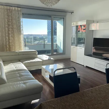 Apartment Fira De Barcelona View With Garage Parking
